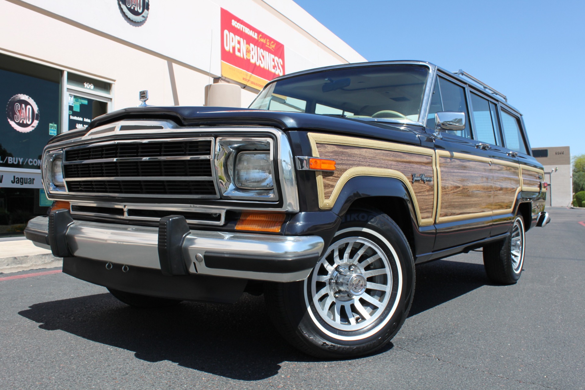 1991 Jeep Grand Wagoneer 4x4 Stock P1154 For Sale Near