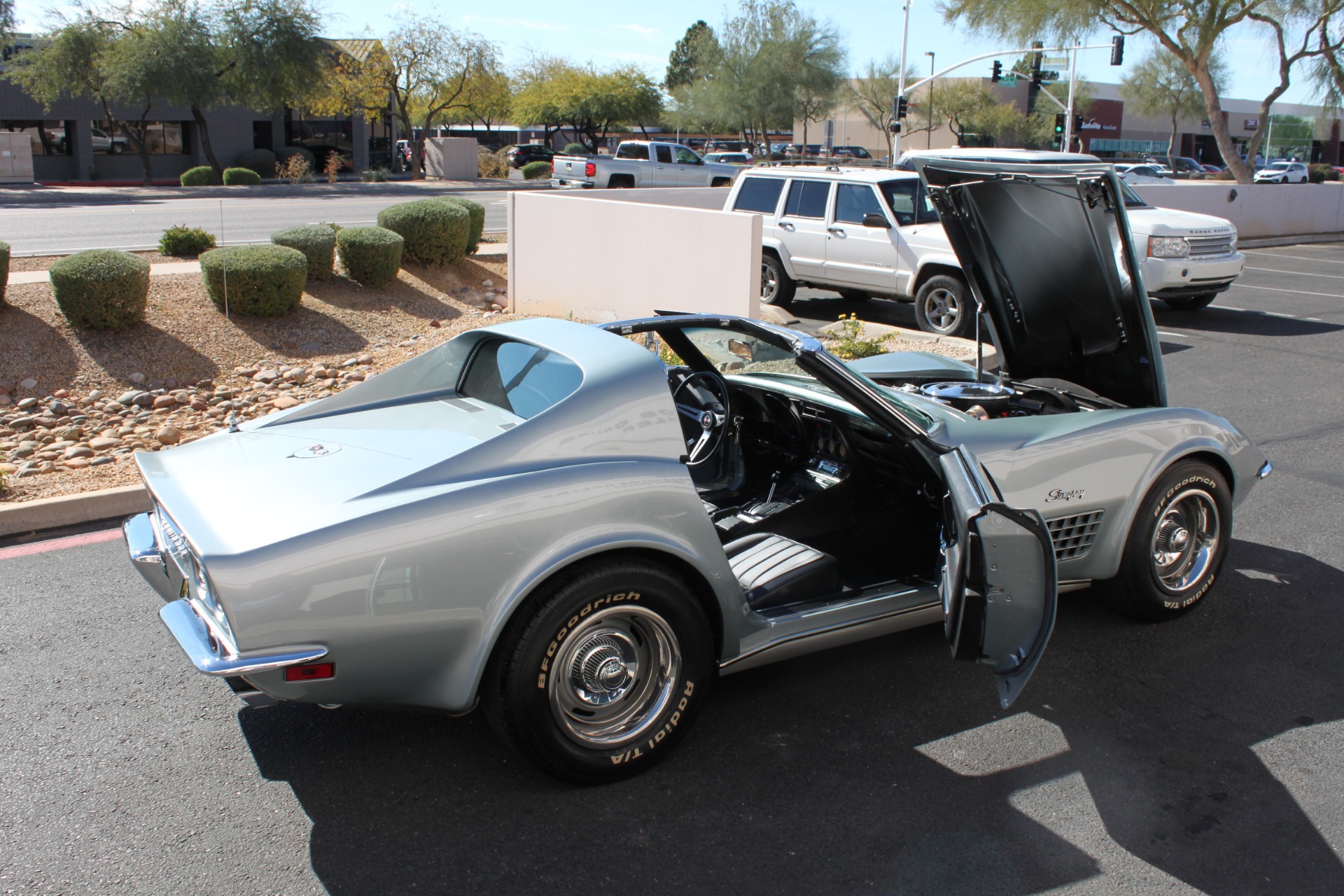 Used-1971-Chevrolet-Corvette-454-LS5-Big-Block-Collector