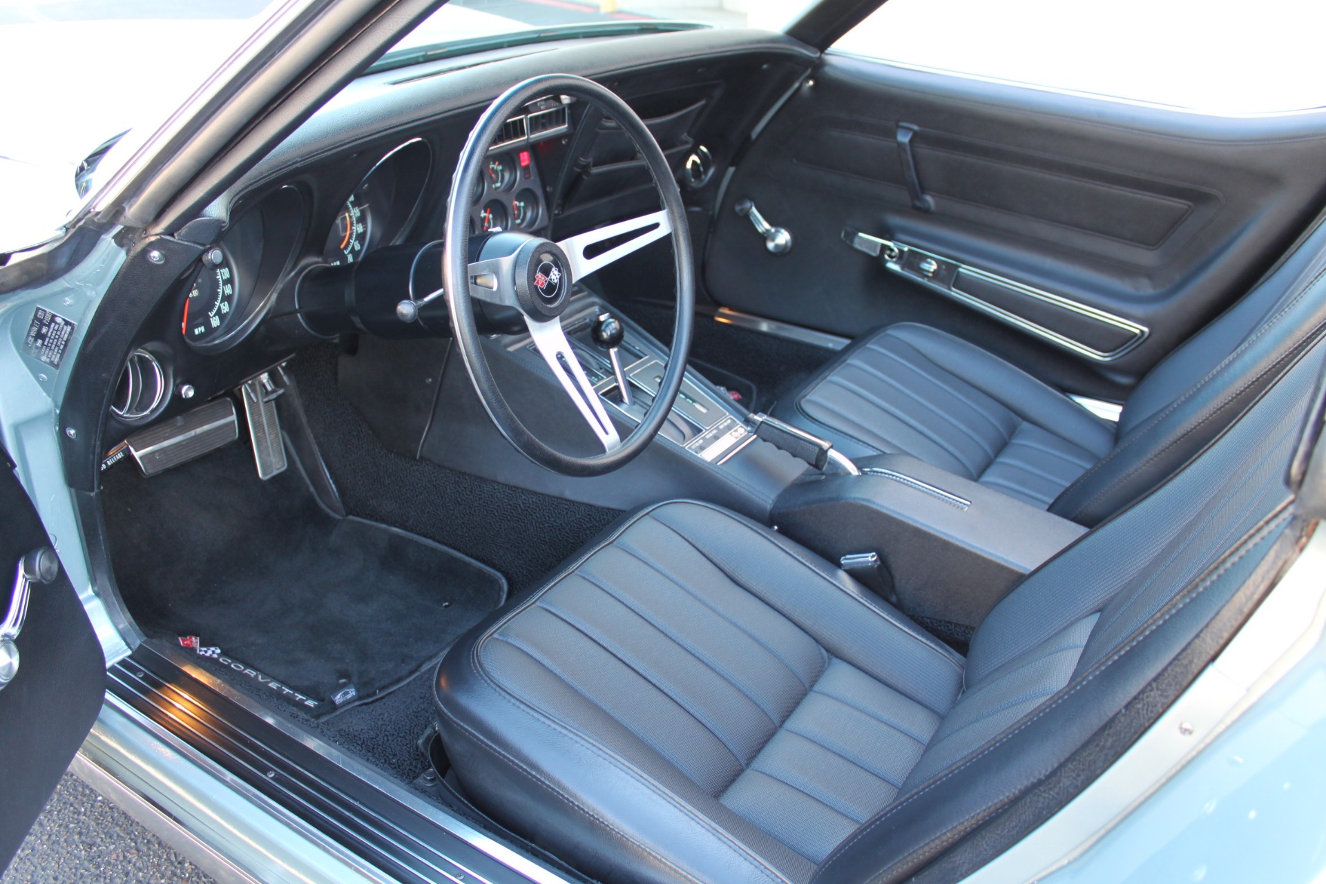Used-1971-Chevrolet-Corvette-454-LS5-Big-Block-Collector