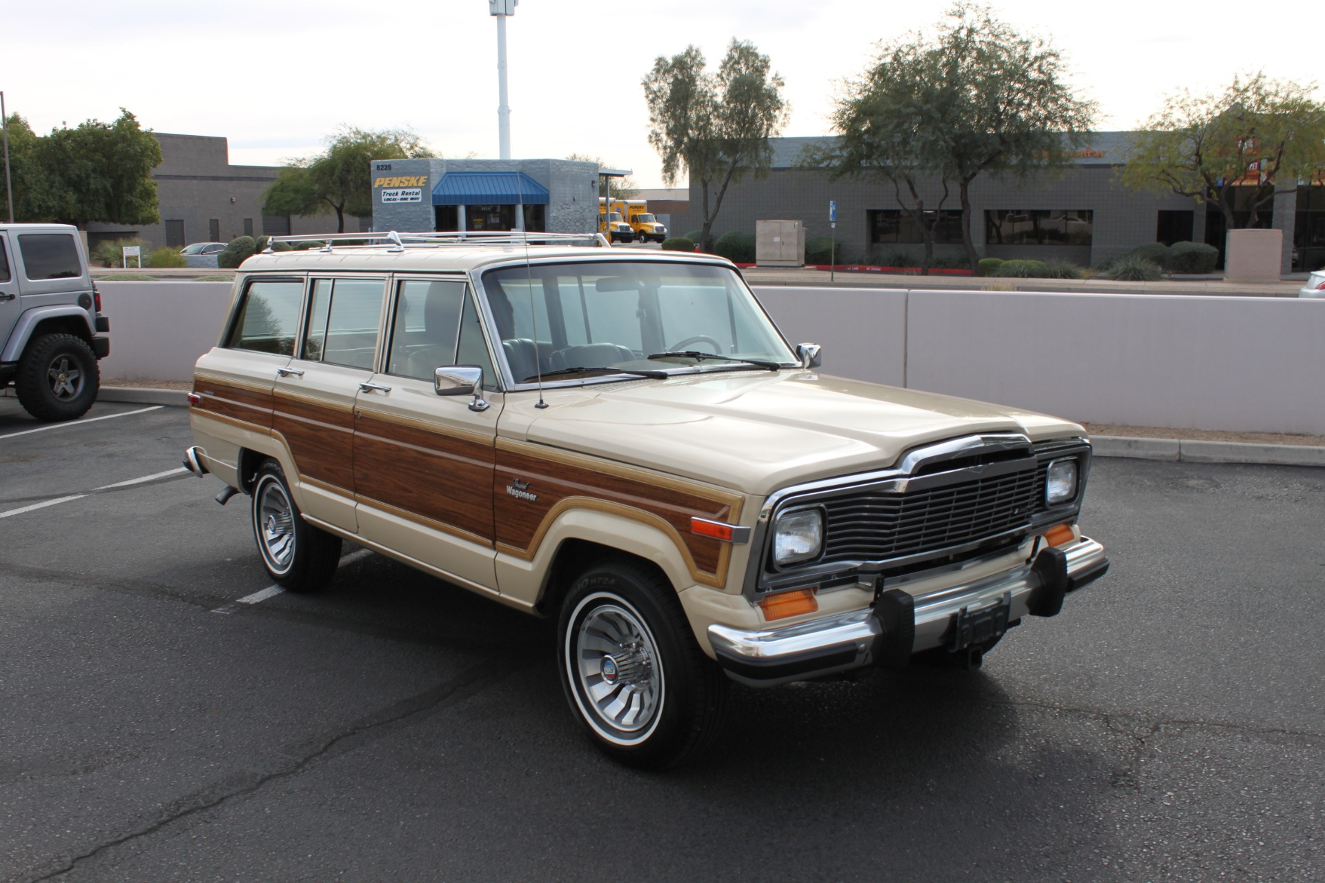 Jeep Cherokee Wagoneer 1980