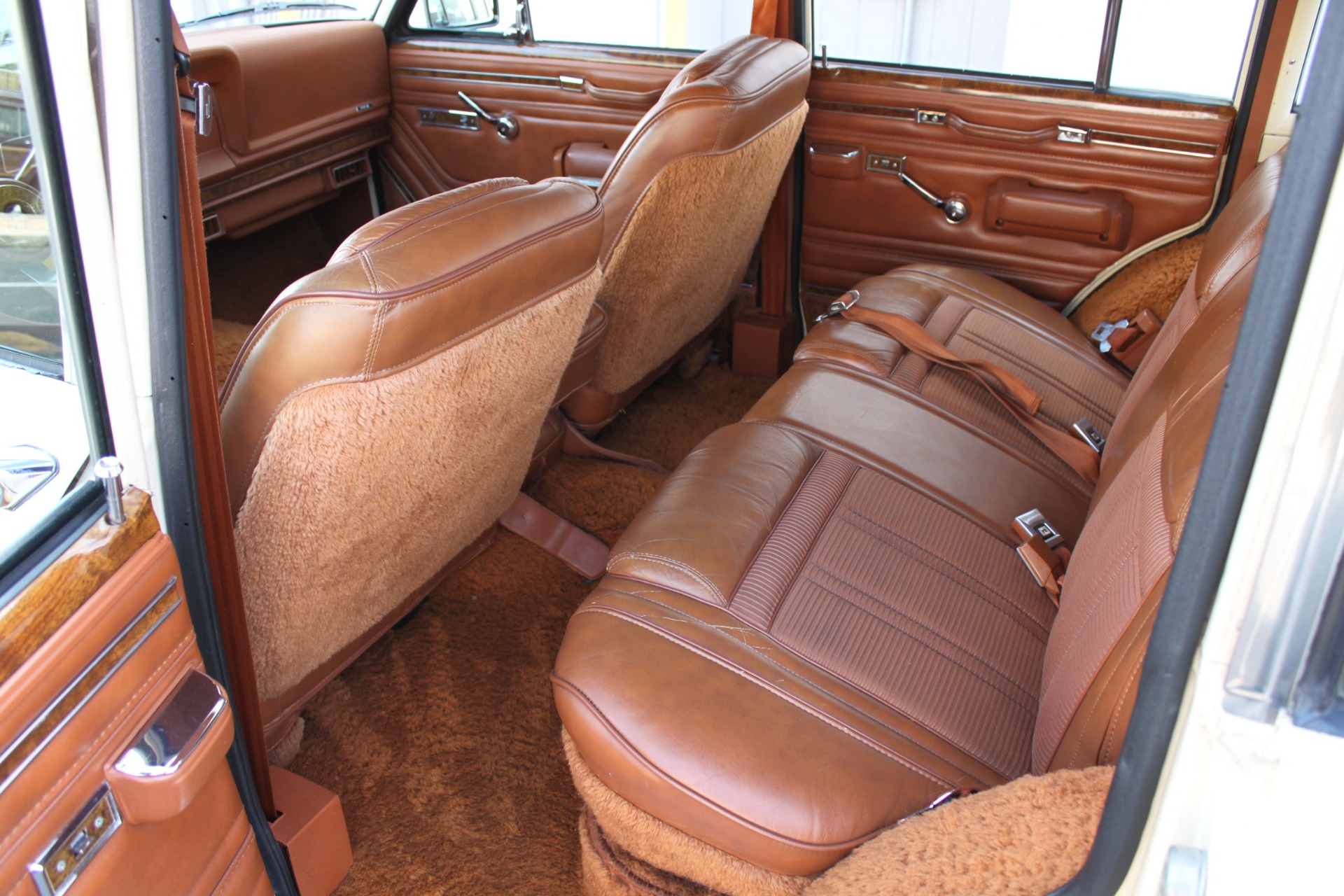 jeep wagoneer bench seat