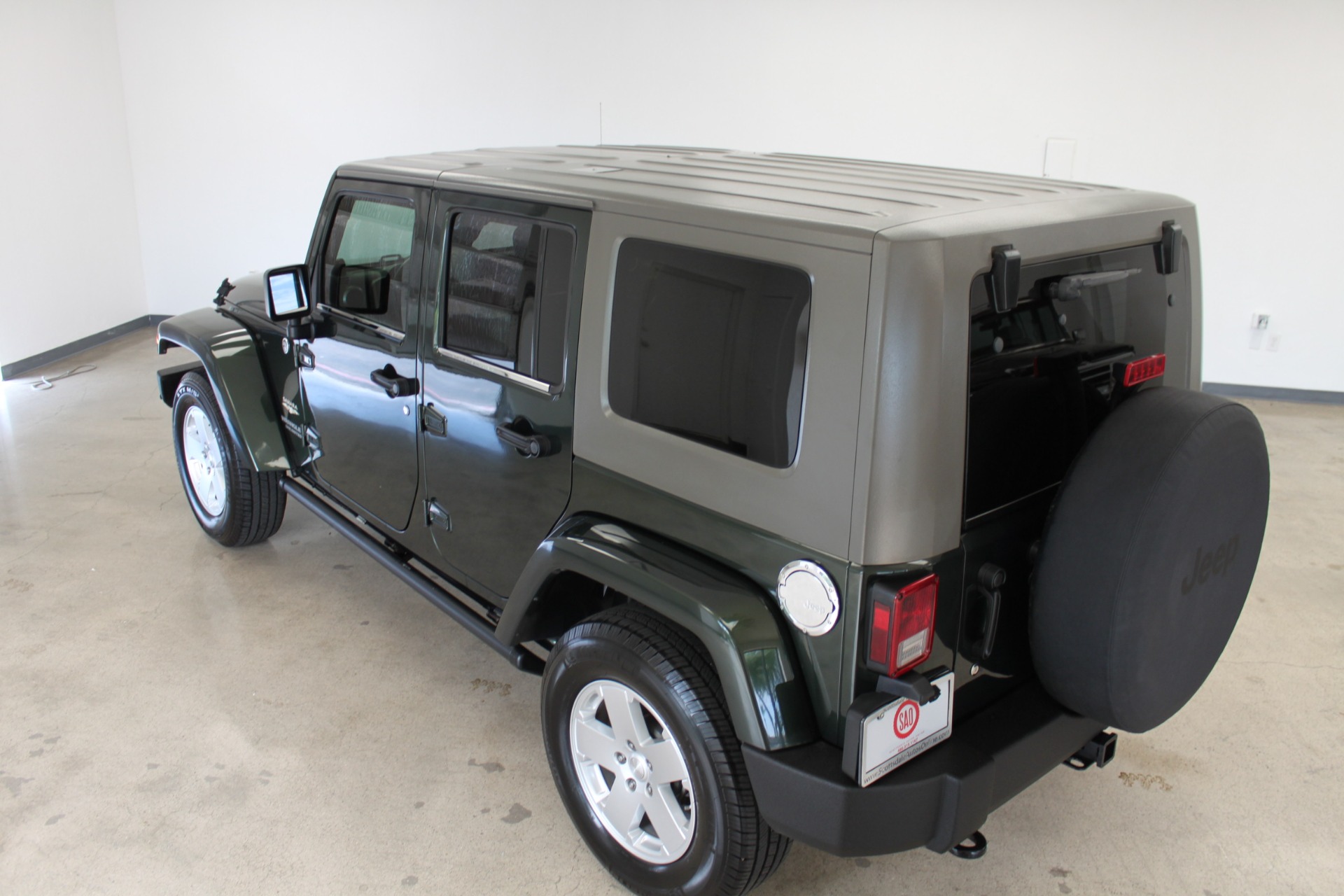 Used-2010-Jeep-Wrangler-Unlimited-Sahara-4X4-Camaro