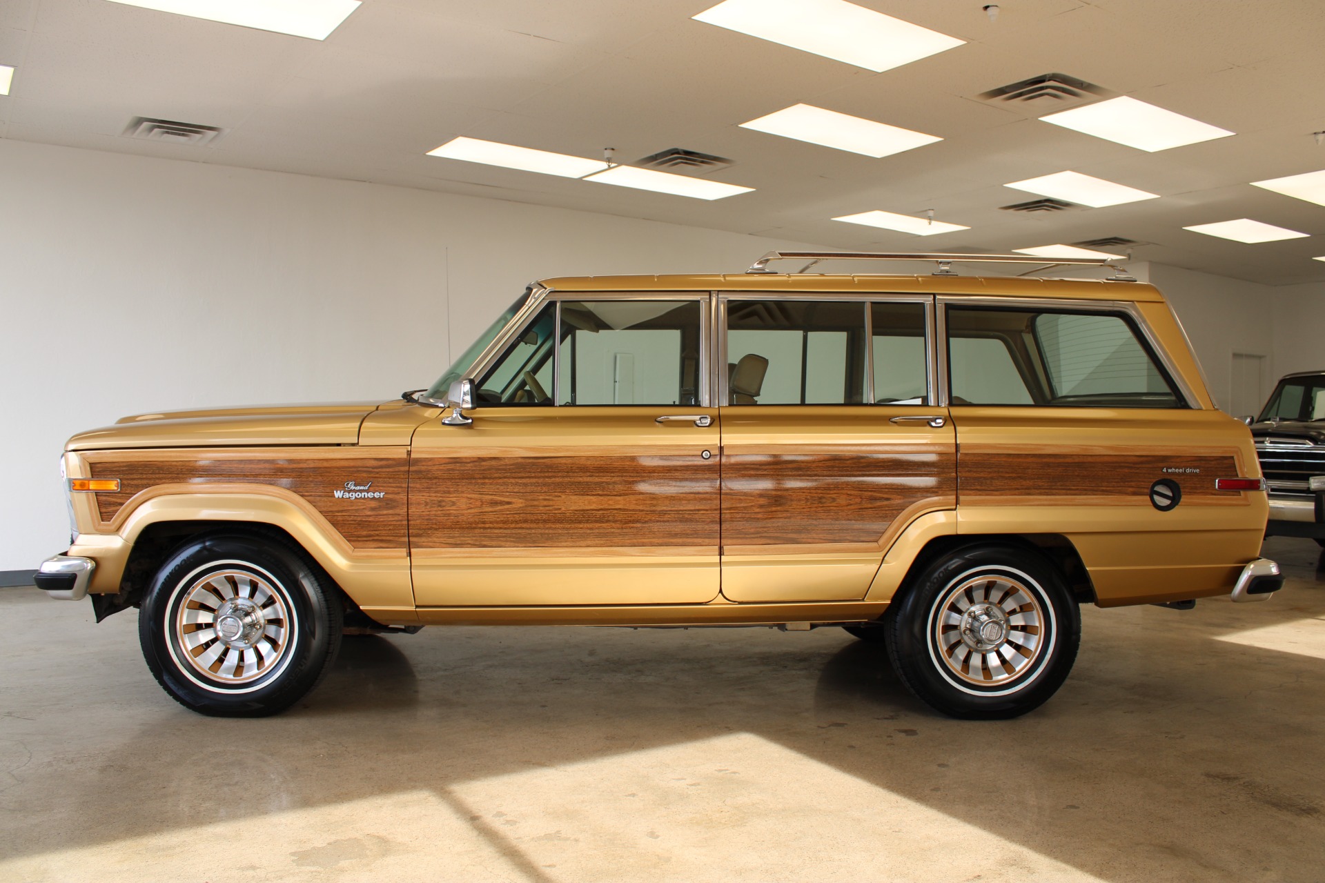 1985 Jeep Grand Wagoneer 4WD Grand Stock # P1307 for sale