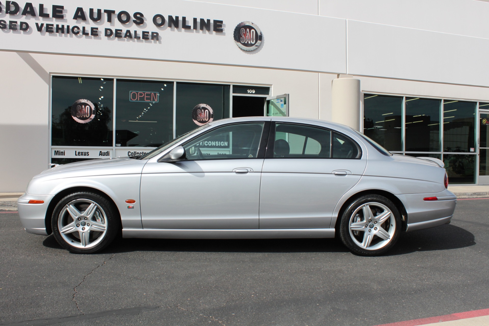 Used-2003-Jaguar-S-TYPE-R-Supercharged-Wagoneer