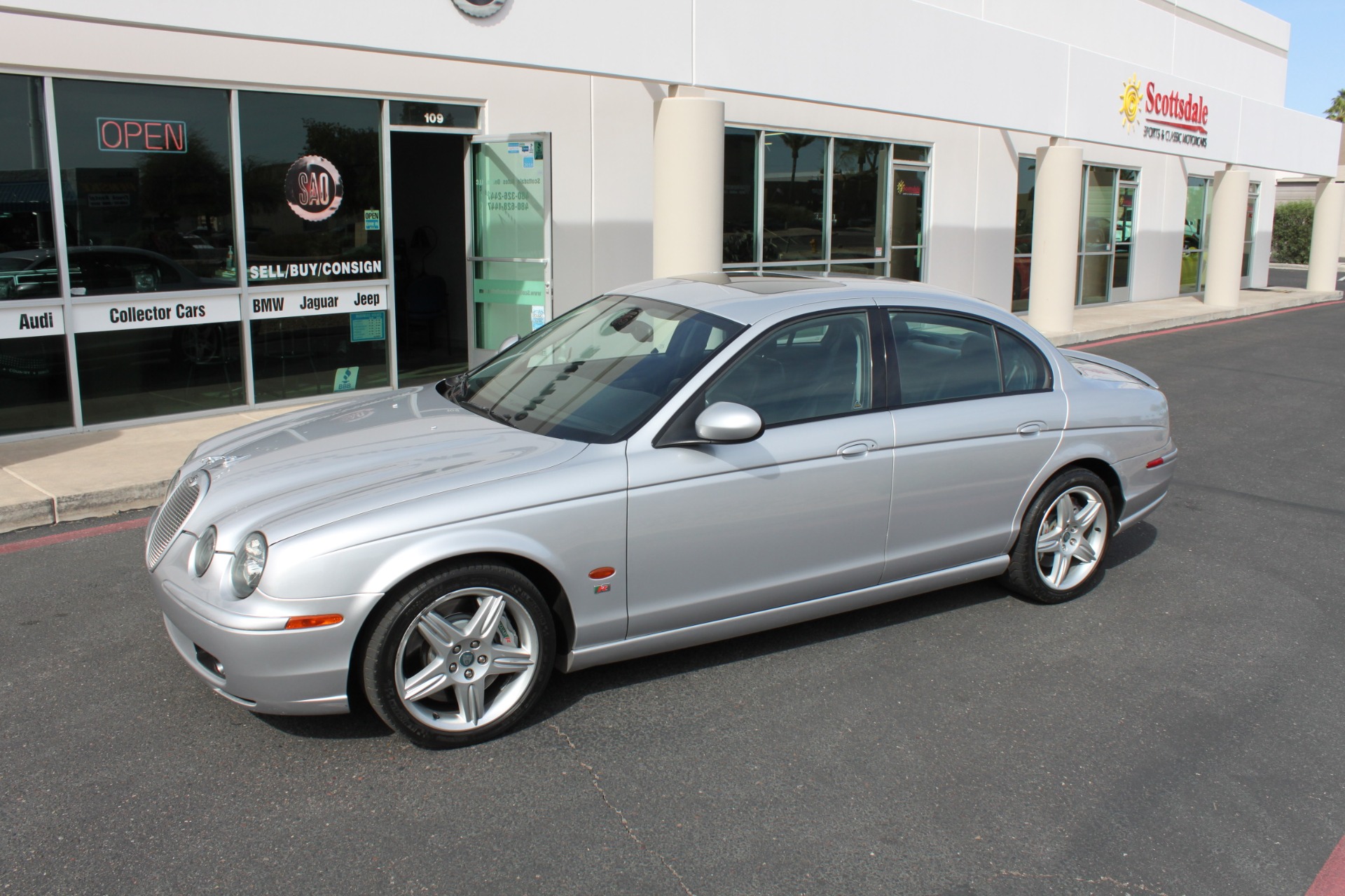 Used-2003-Jaguar-S-TYPE-R-Supercharged-Fiat
