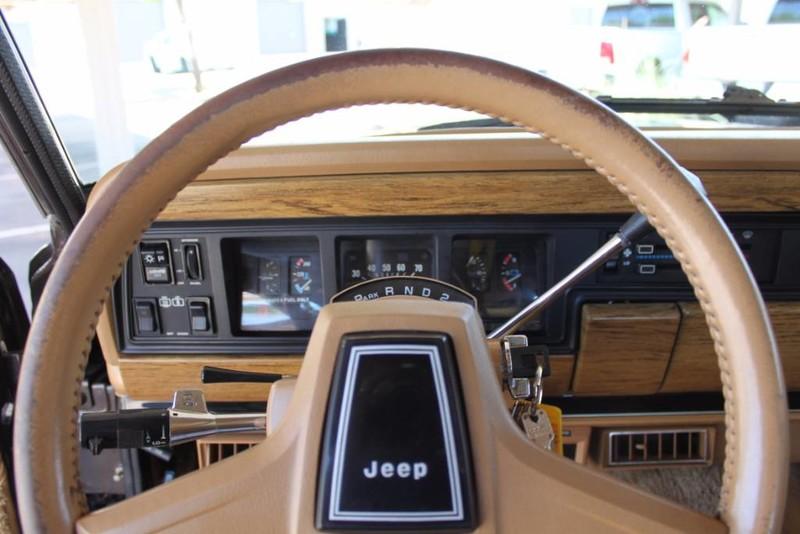 1987 Jeep Grand Wagoneer Limited 4x4 Stock P1153 For Sale