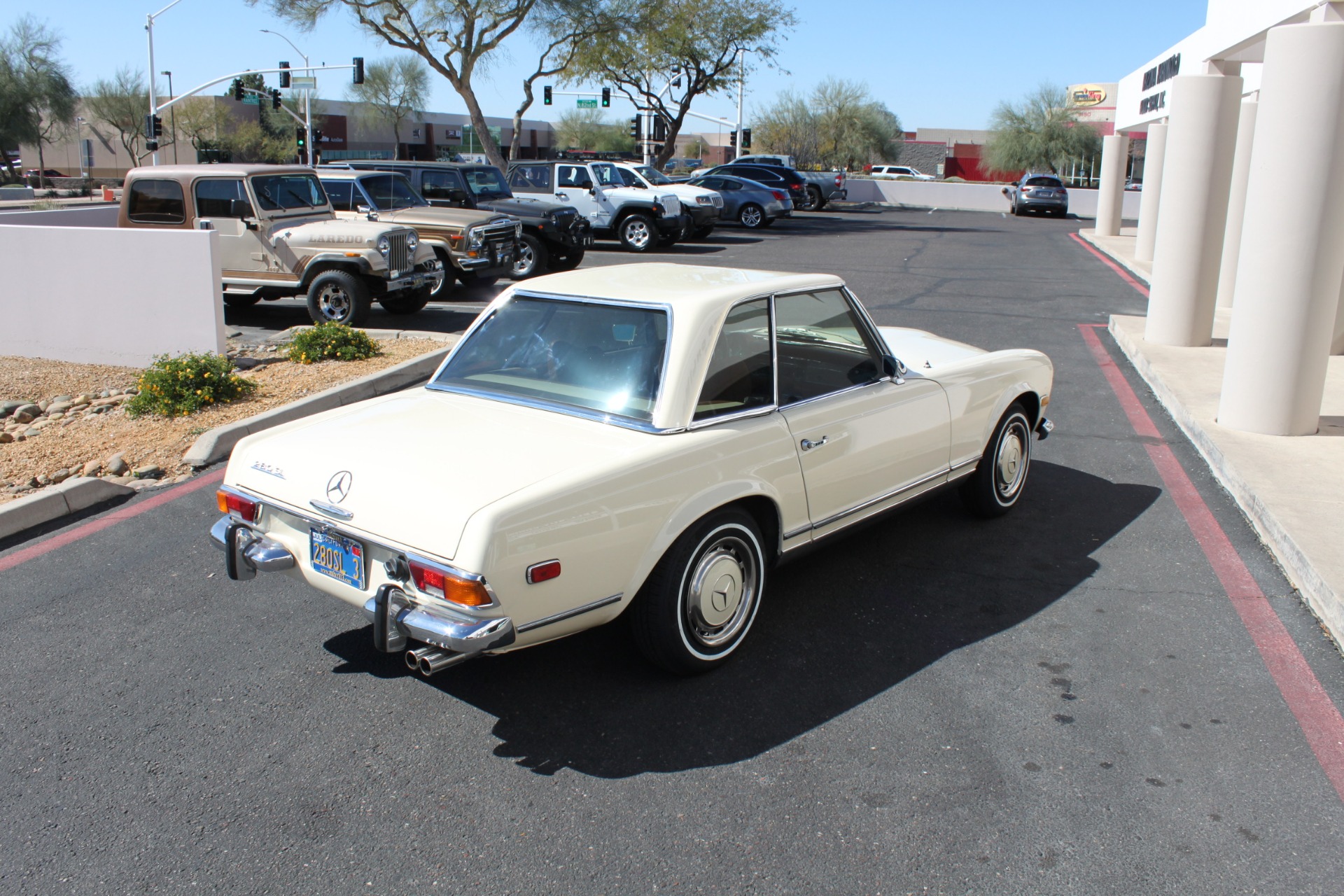 Used-1971-Mercedes-Benz-280SL-Convertible-Jeep