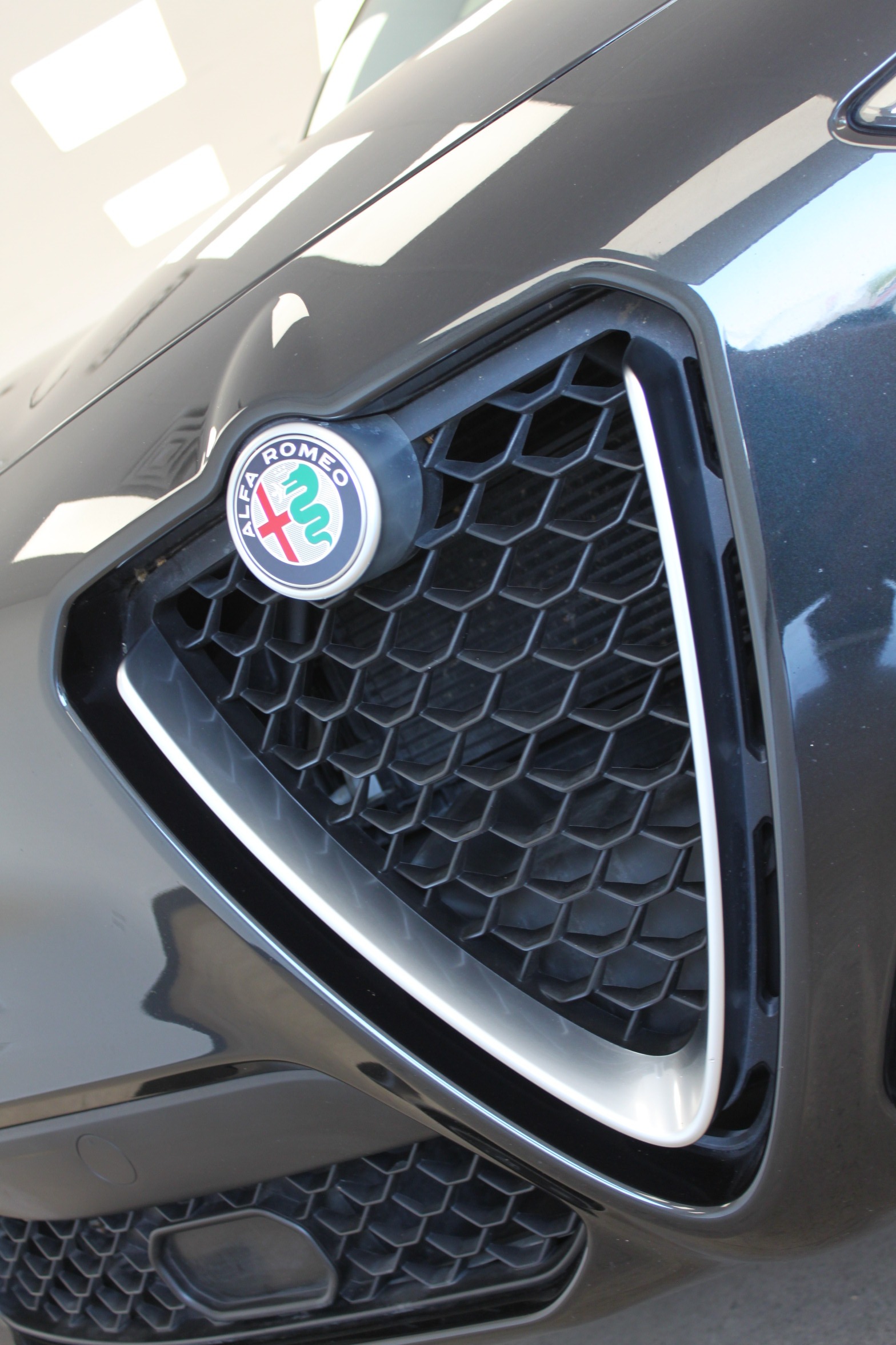 Used-2018-Alfa-Romeo-Stelvio-Sport-AWD-Chalenger