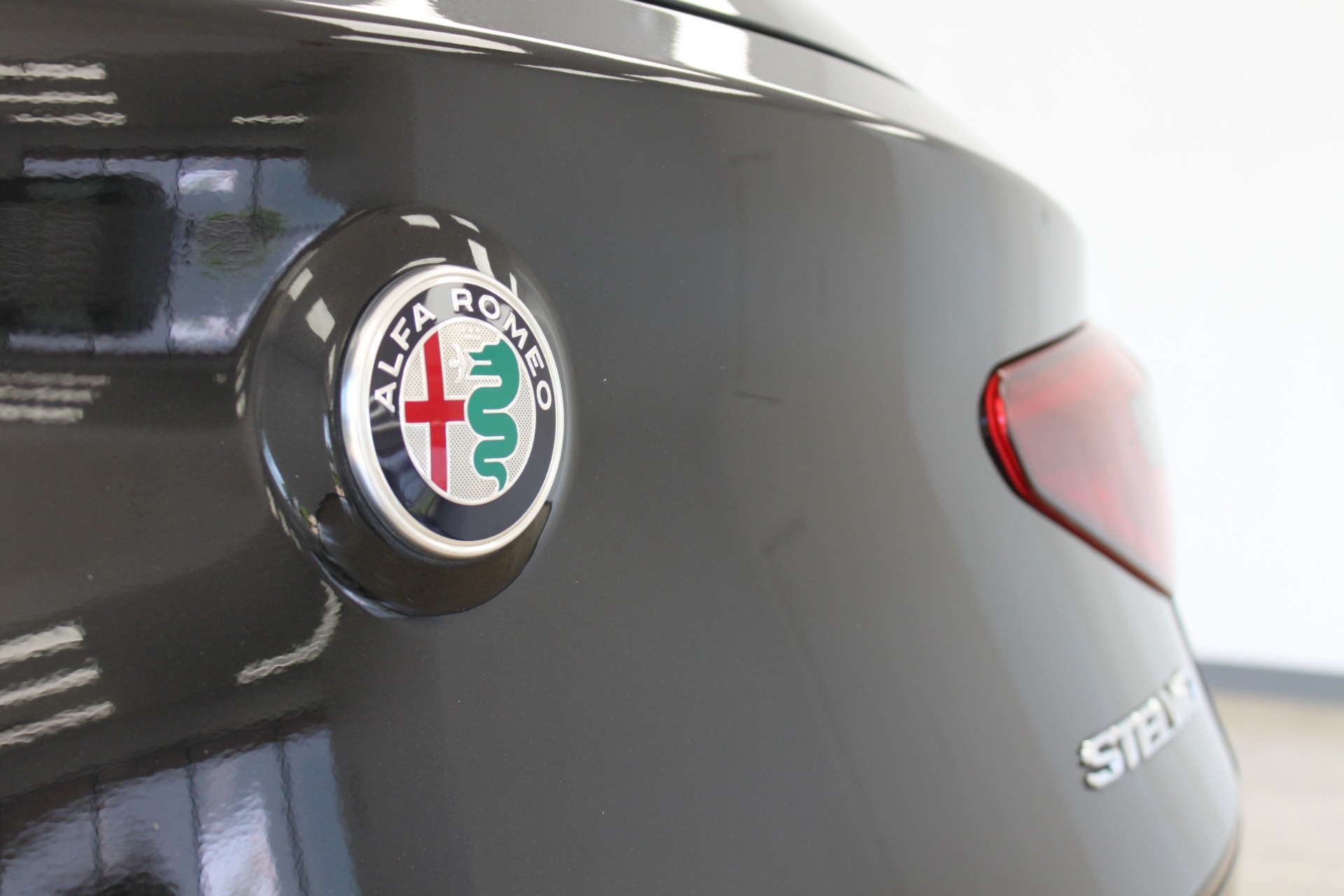 Used-2018-Alfa-Romeo-Stelvio-Sport-AWD-Chevelle