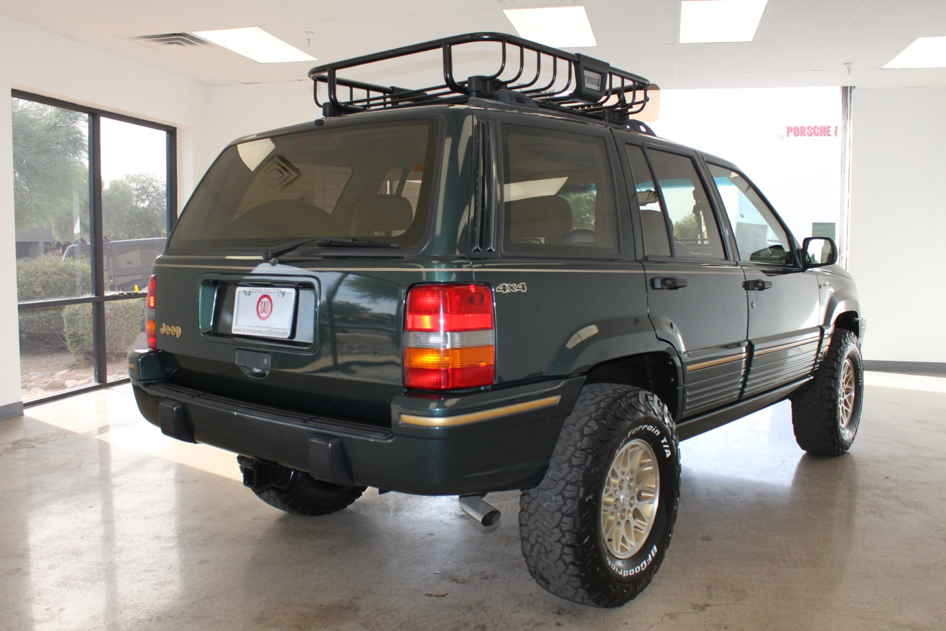 Used-1994-Jeep-Grand-Cherokee-Limited-4X4-Classic