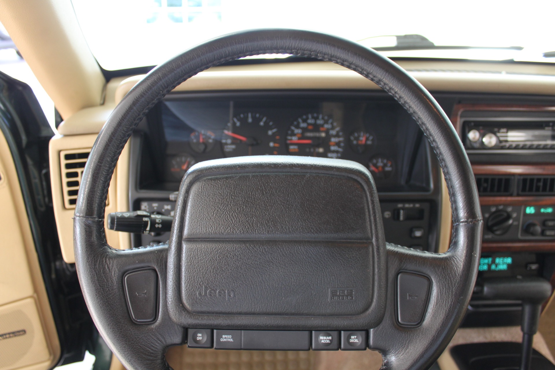 Used-1994-Jeep-Grand-Cherokee-Limited-4X4-Wrangler