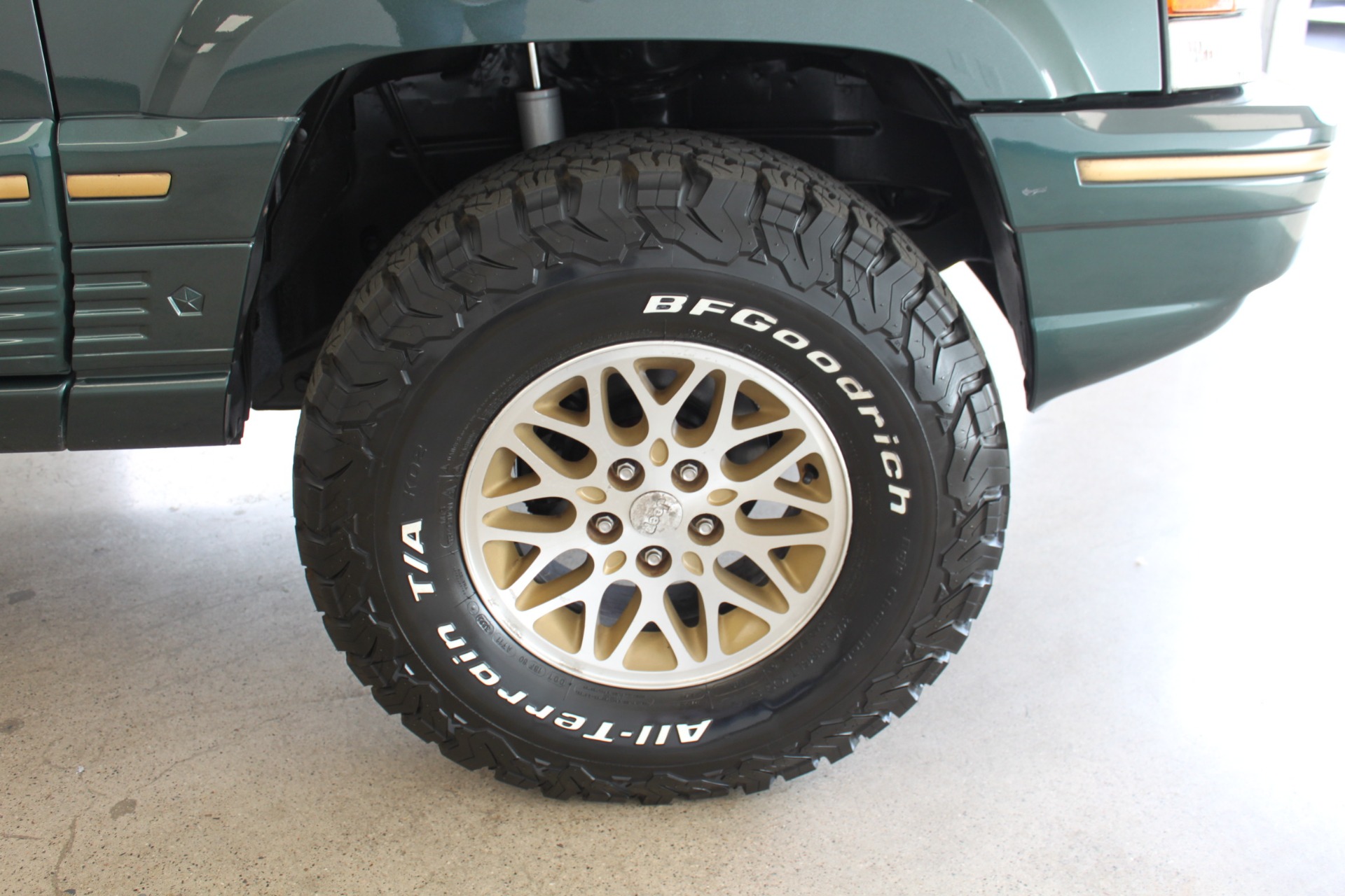 1994 Jeep Grand Cherokee Limited 4X4 Stock # P1366 for sale