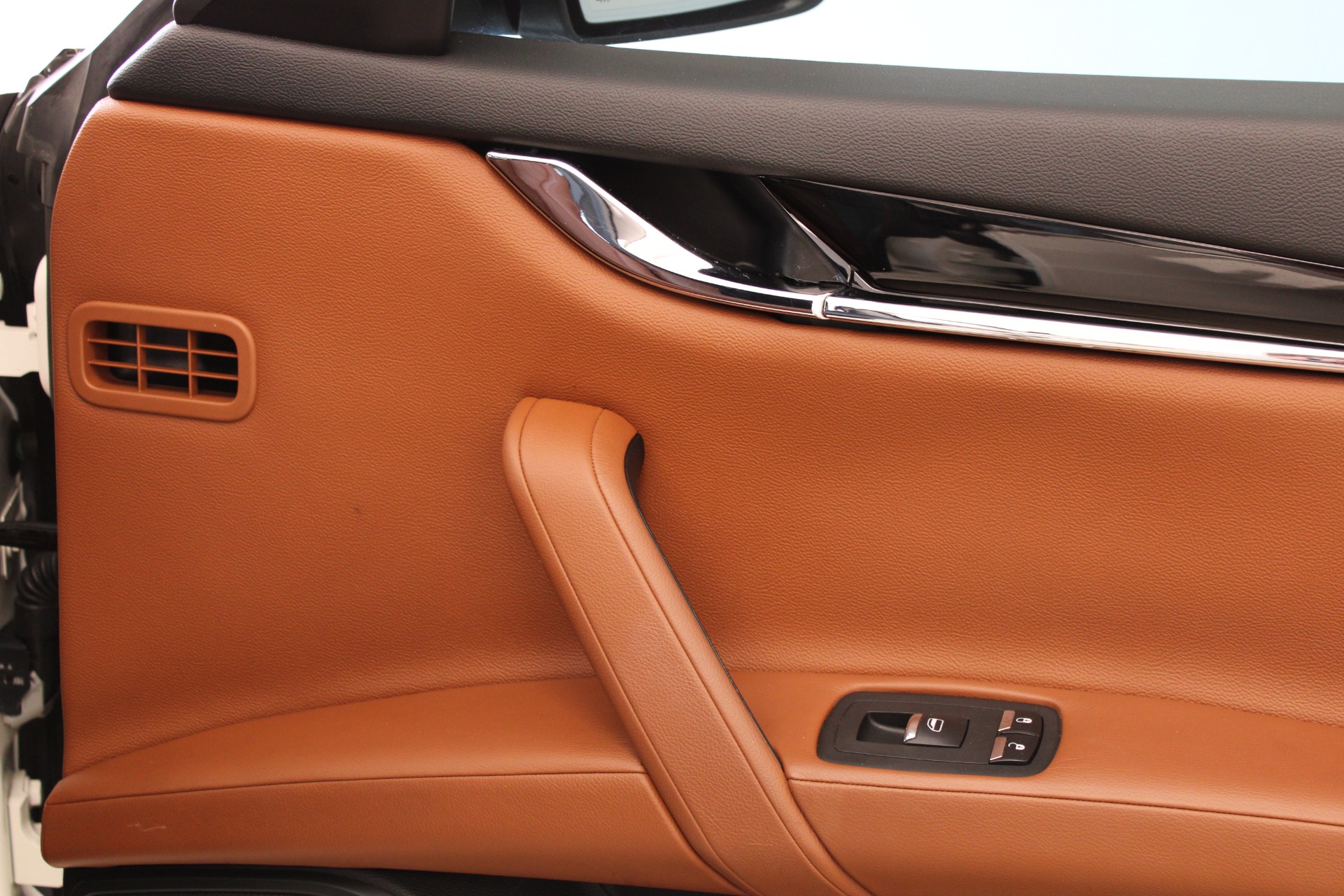 Used-2015-Maserati-Quattroporte-S-Q4-Lexus