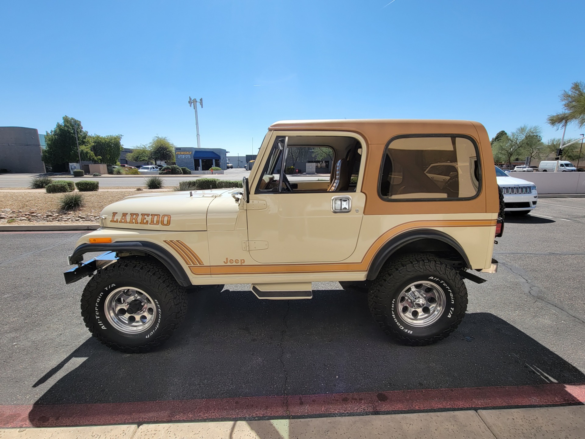 Used-1985-Jeep-CJ7-Laredo-4WD-LS400