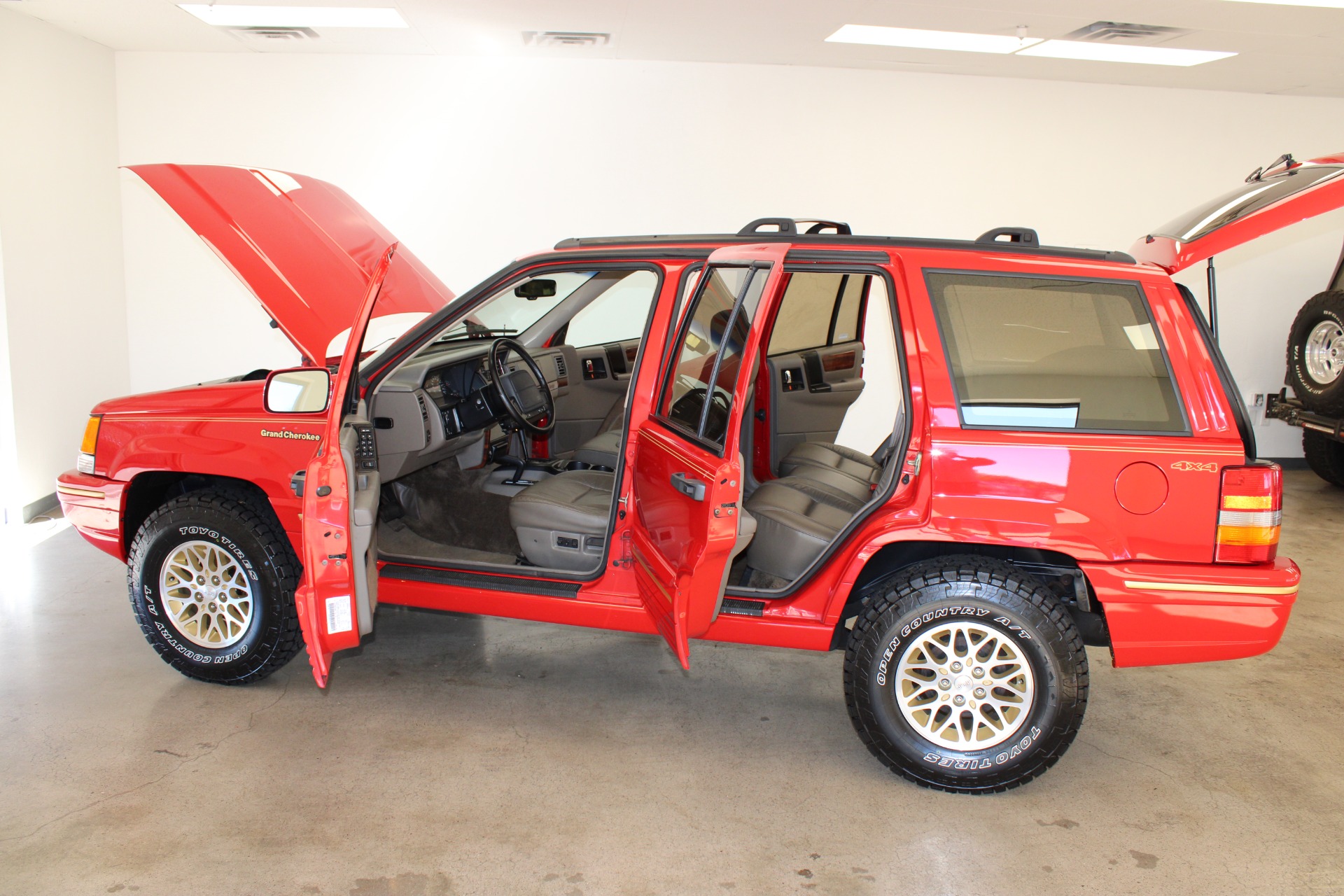 Used-1993-Jeep-Grand-Cherokee-Limited-4X4-Honda