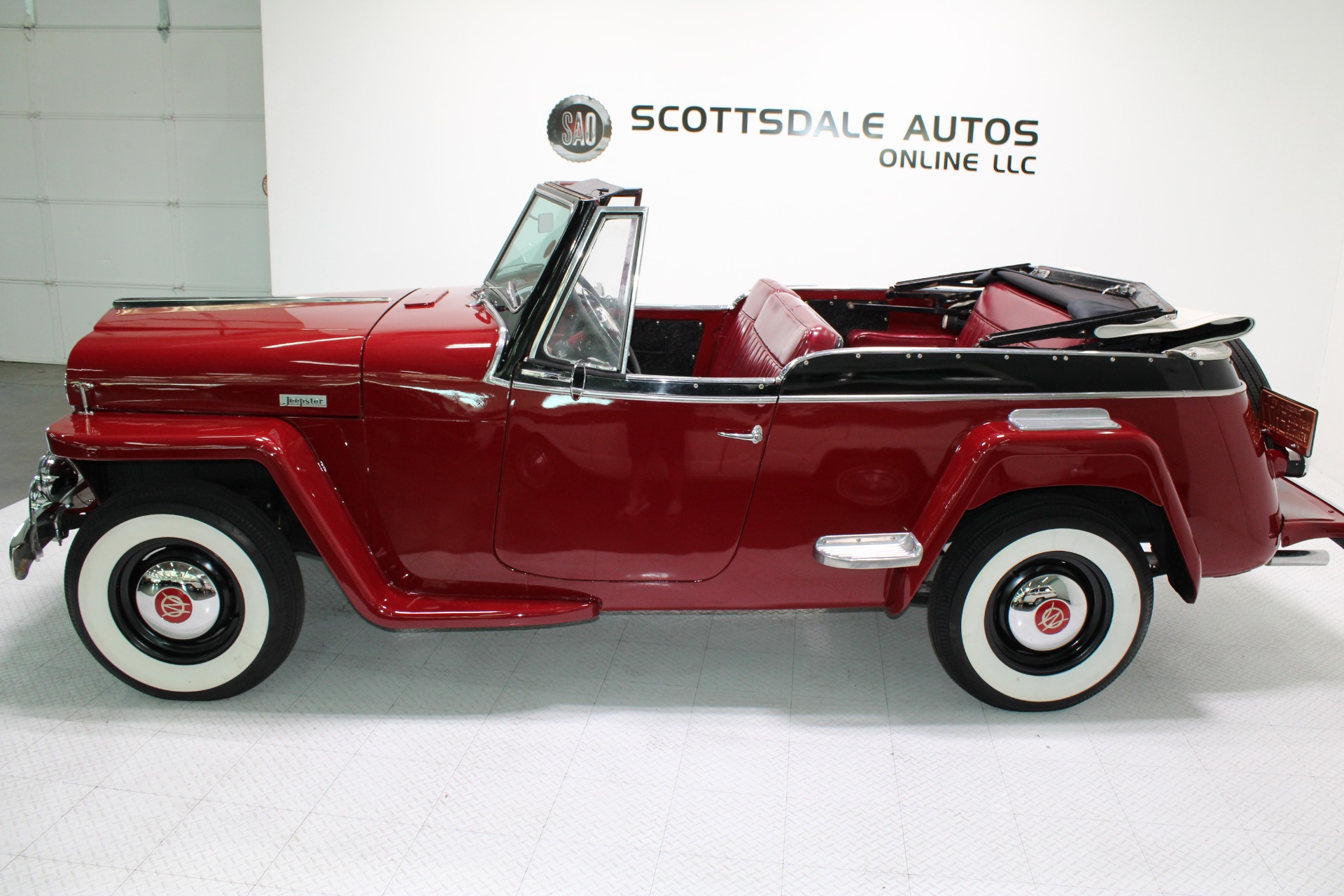 Used-1949-Willys-Jeepster-Wagoneer