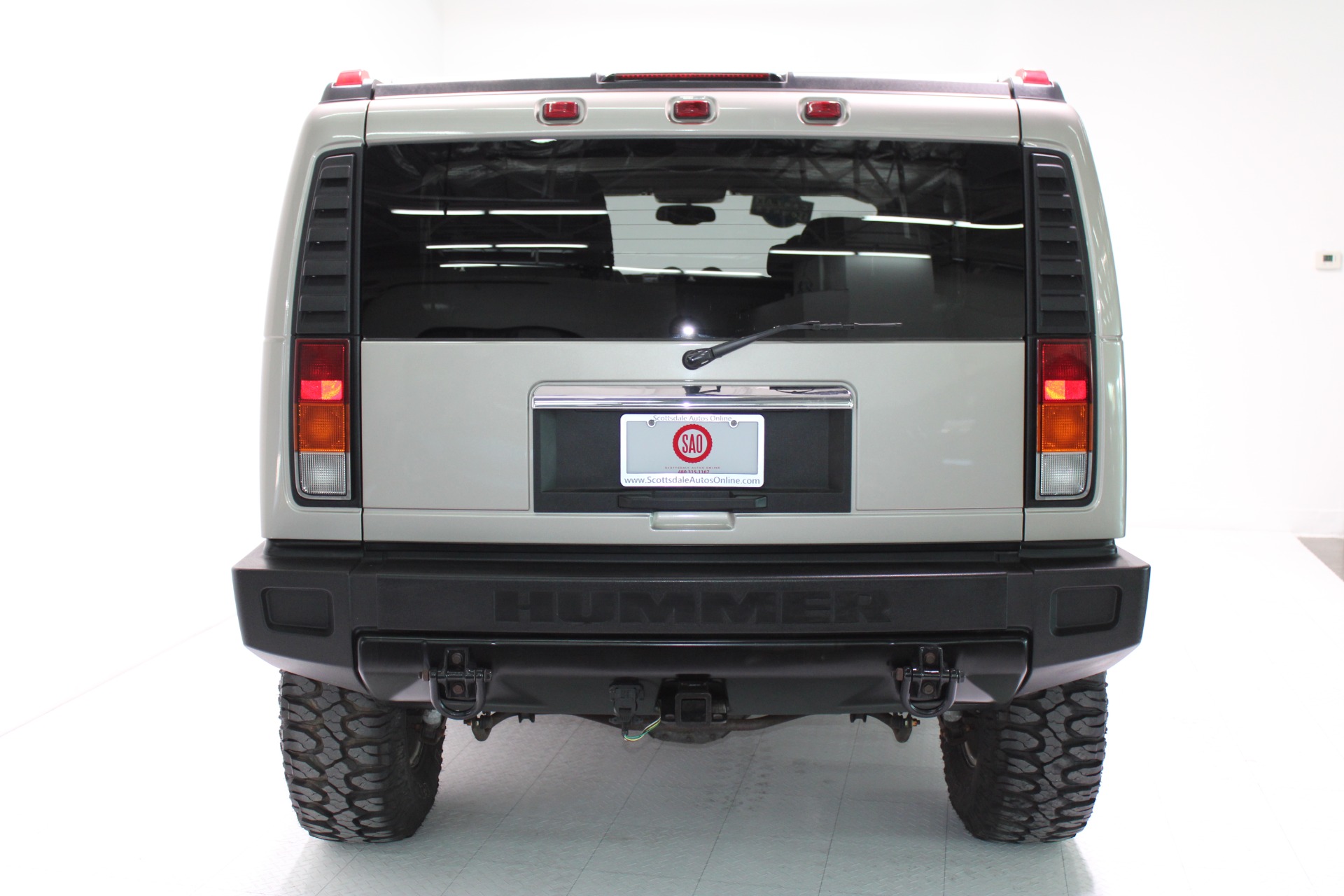 Used-2003-HUMMER-H2-SUV-Classic