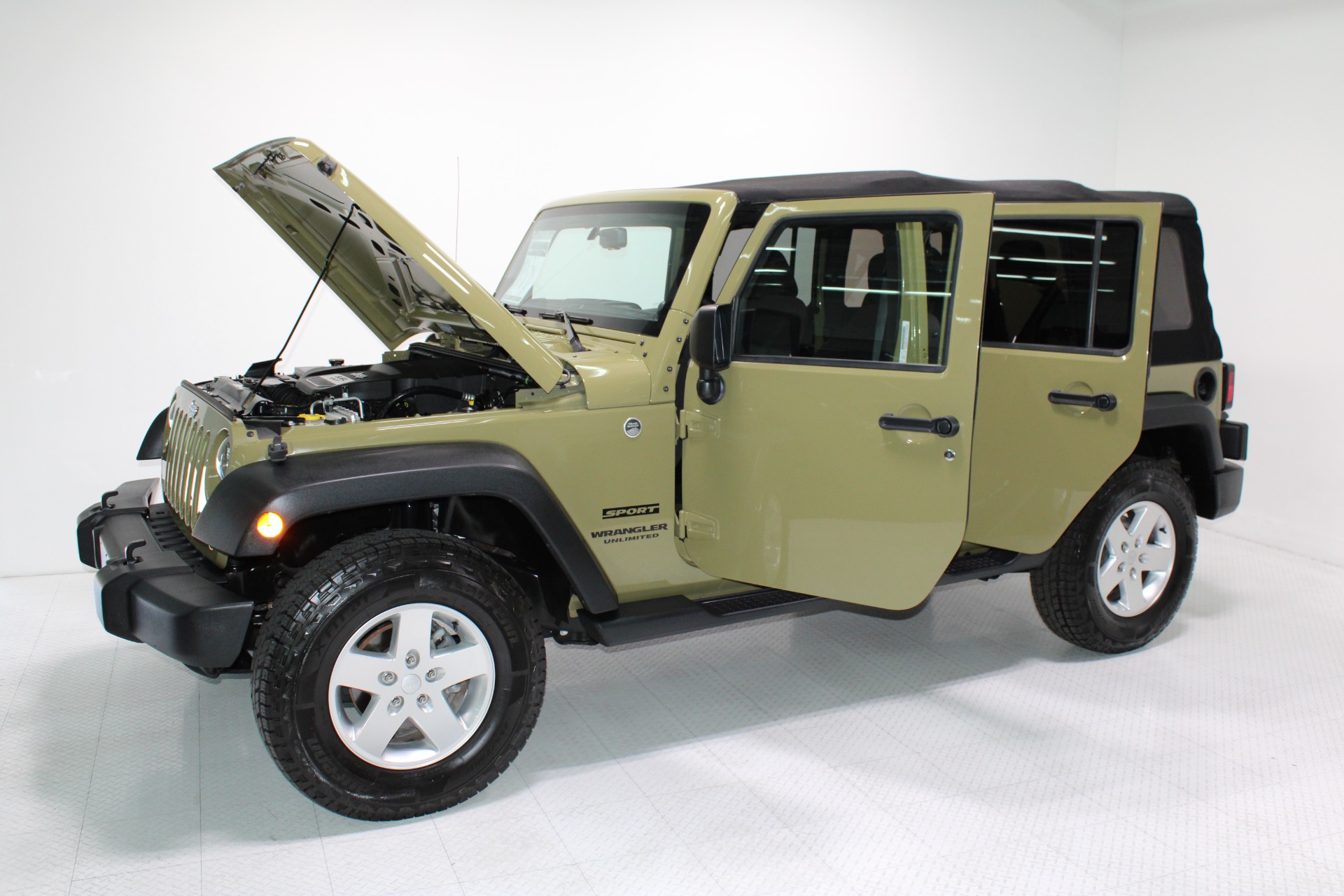 Used-2013-Jeep-Wrangler-Unlimited-Sport-Toyota