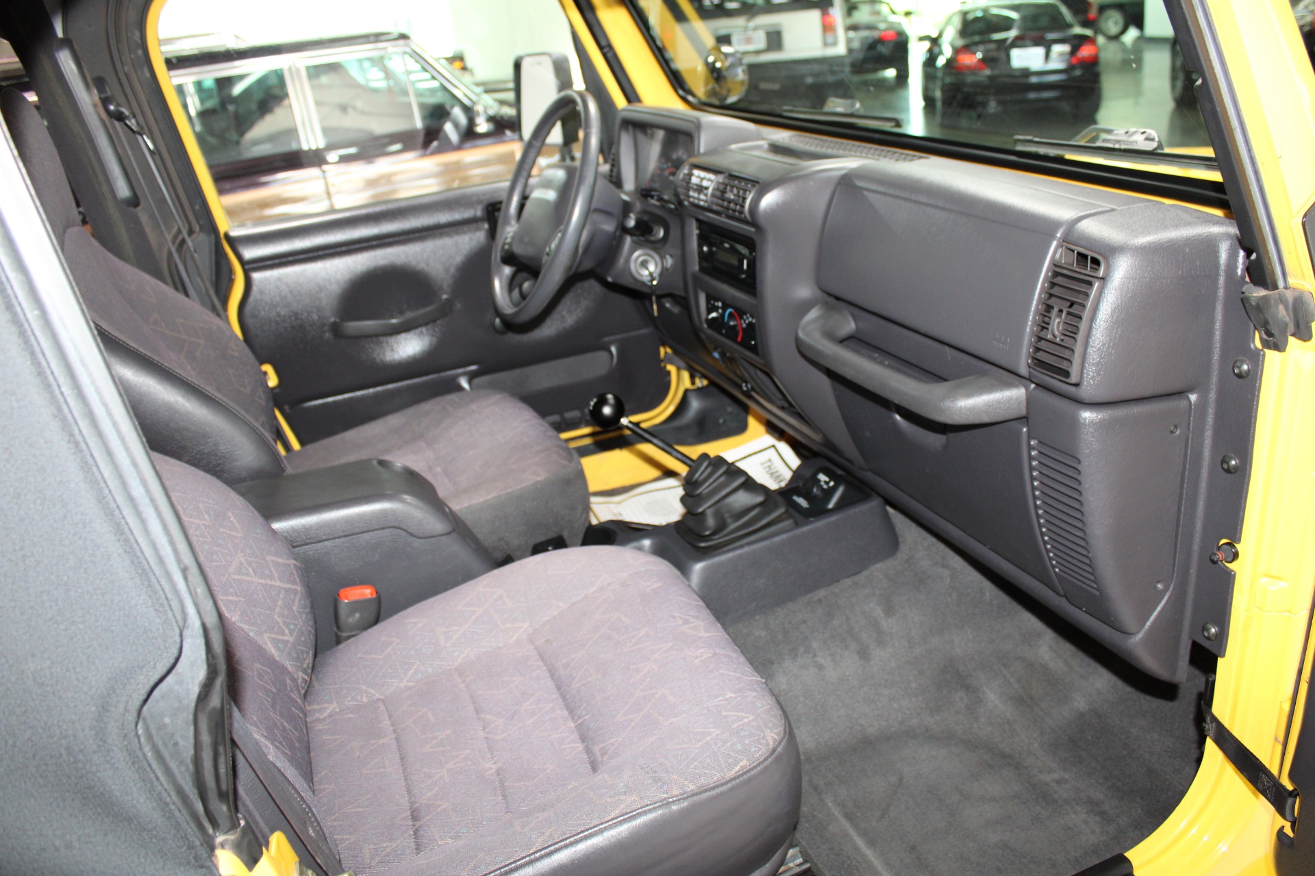 Used-2002-Jeep-Wrangler-Sport-4X4-Chrysler