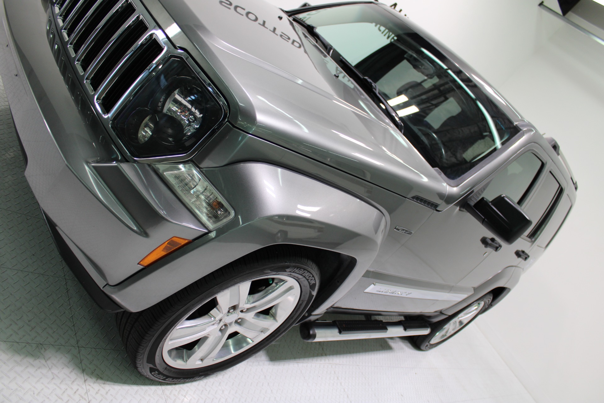 Used-2012-Jeep-Liberty-Limited-Jet-4X4-Grand-Cherokee