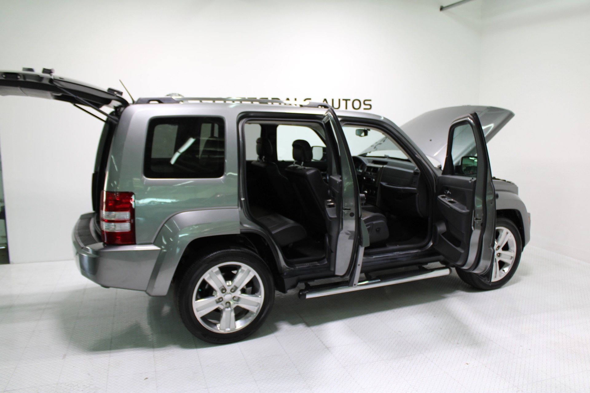 Used-2012-Jeep-Liberty-Limited-Jet-4X4-Ford