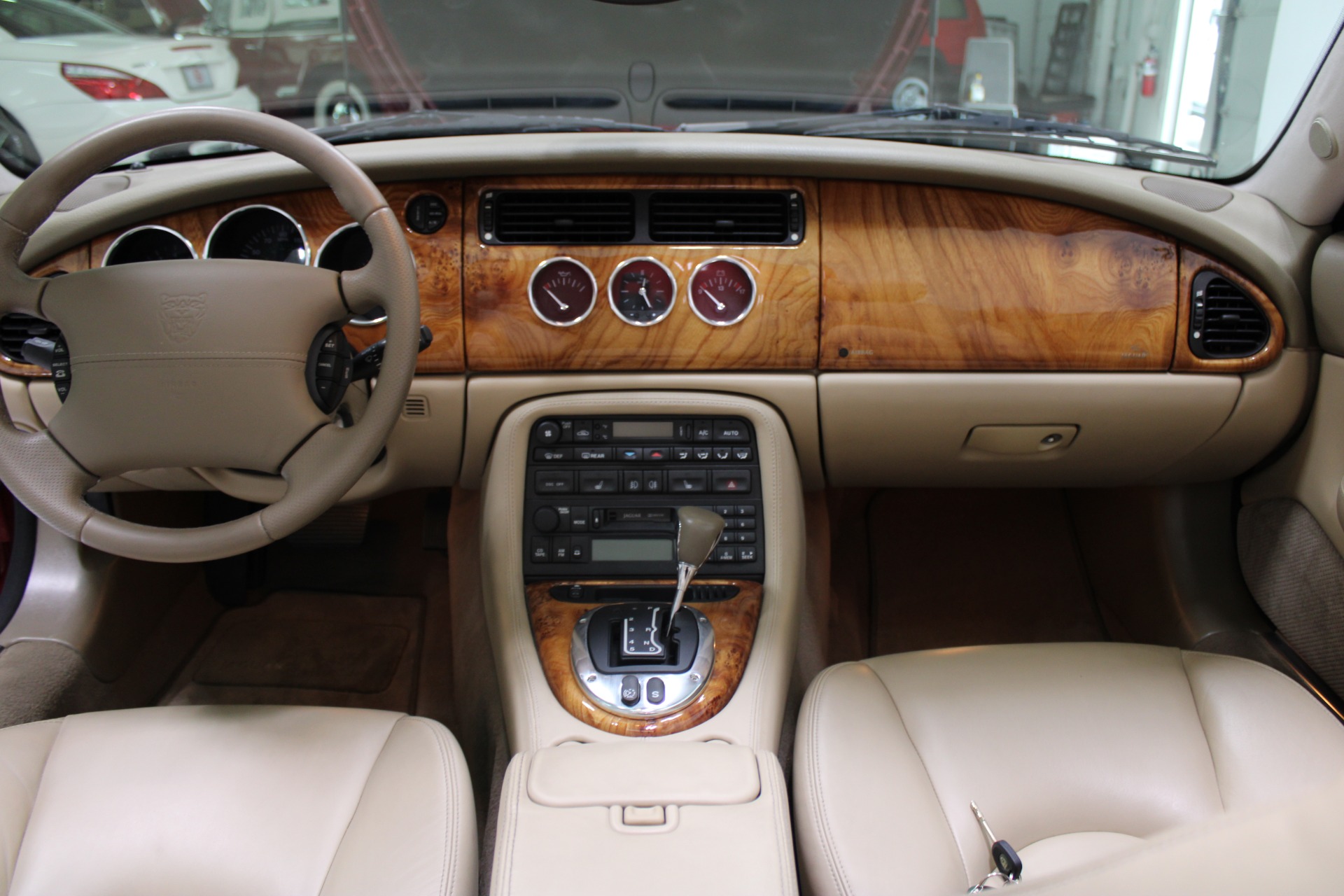 Used-2006-Jaguar-XK8-Victory-Edition-Convertible-vintage