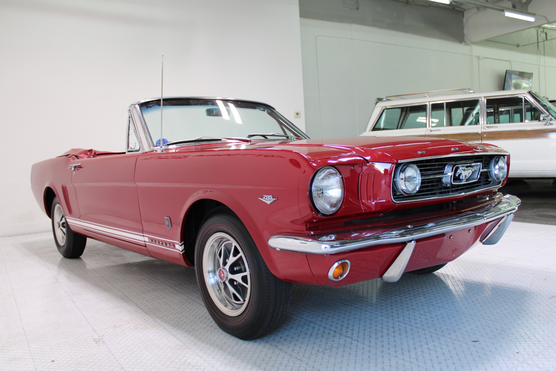 Used-1966-Ford-Mustang-Convertible-289-V8-GT-Clone-Mercedes-Benz