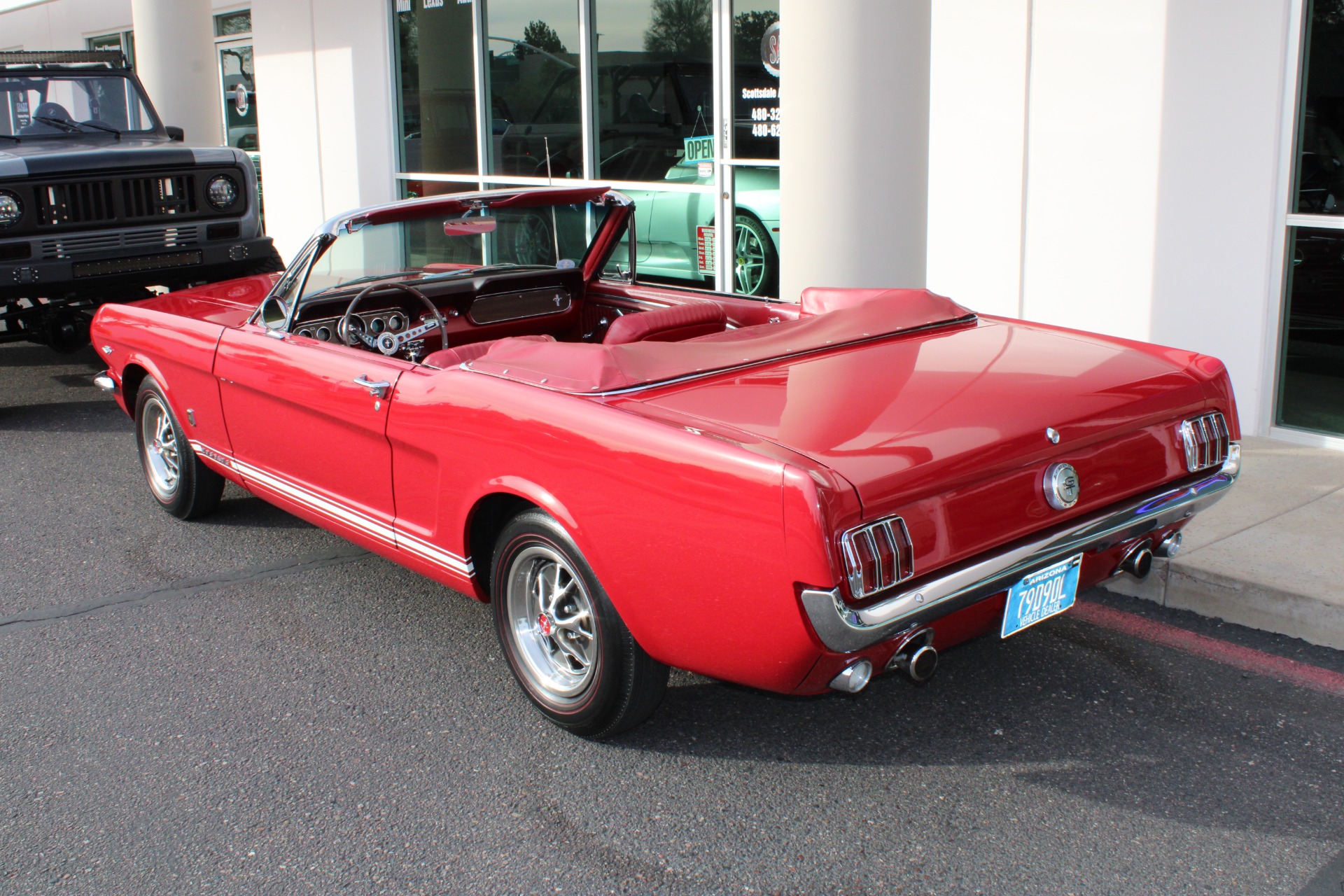 Used-1966-Ford-Mustang-Convertible-289-V8-GT-Clone-Jeep