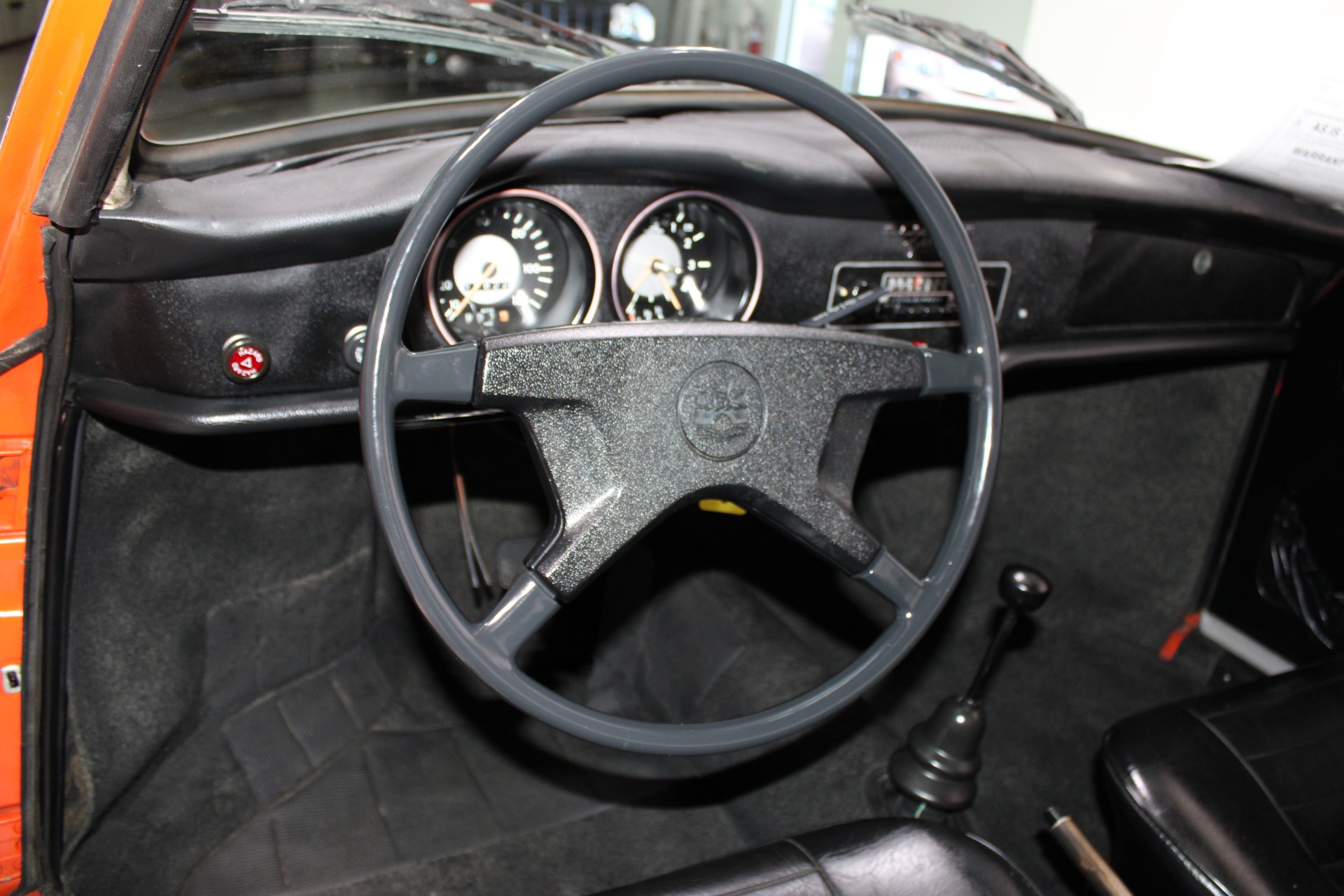 Used-1974-Volkswagen-Karmann-Ghia-vintage
