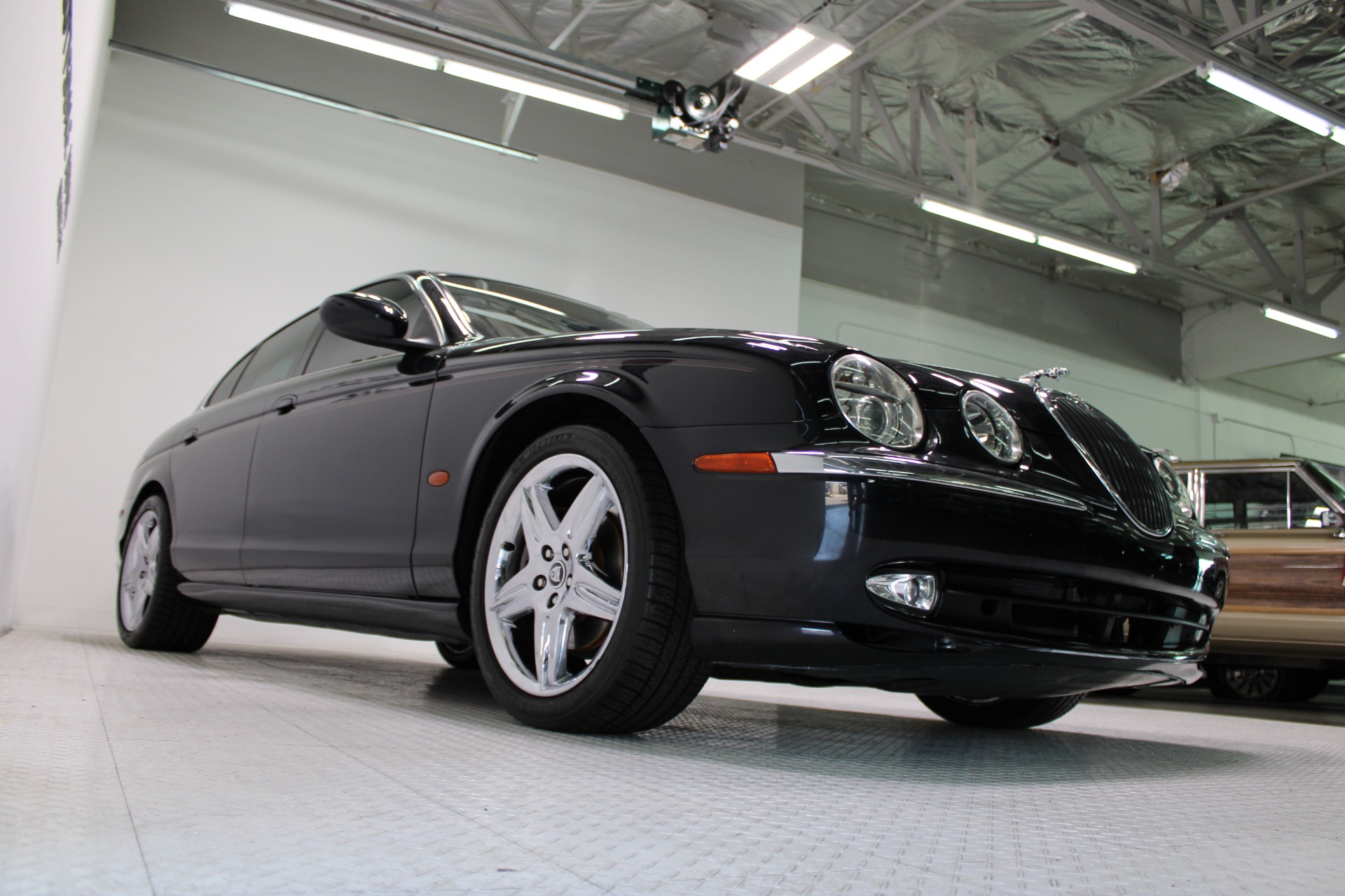 Used-2003-Jaguar-S-TYPE-V8-Fiat