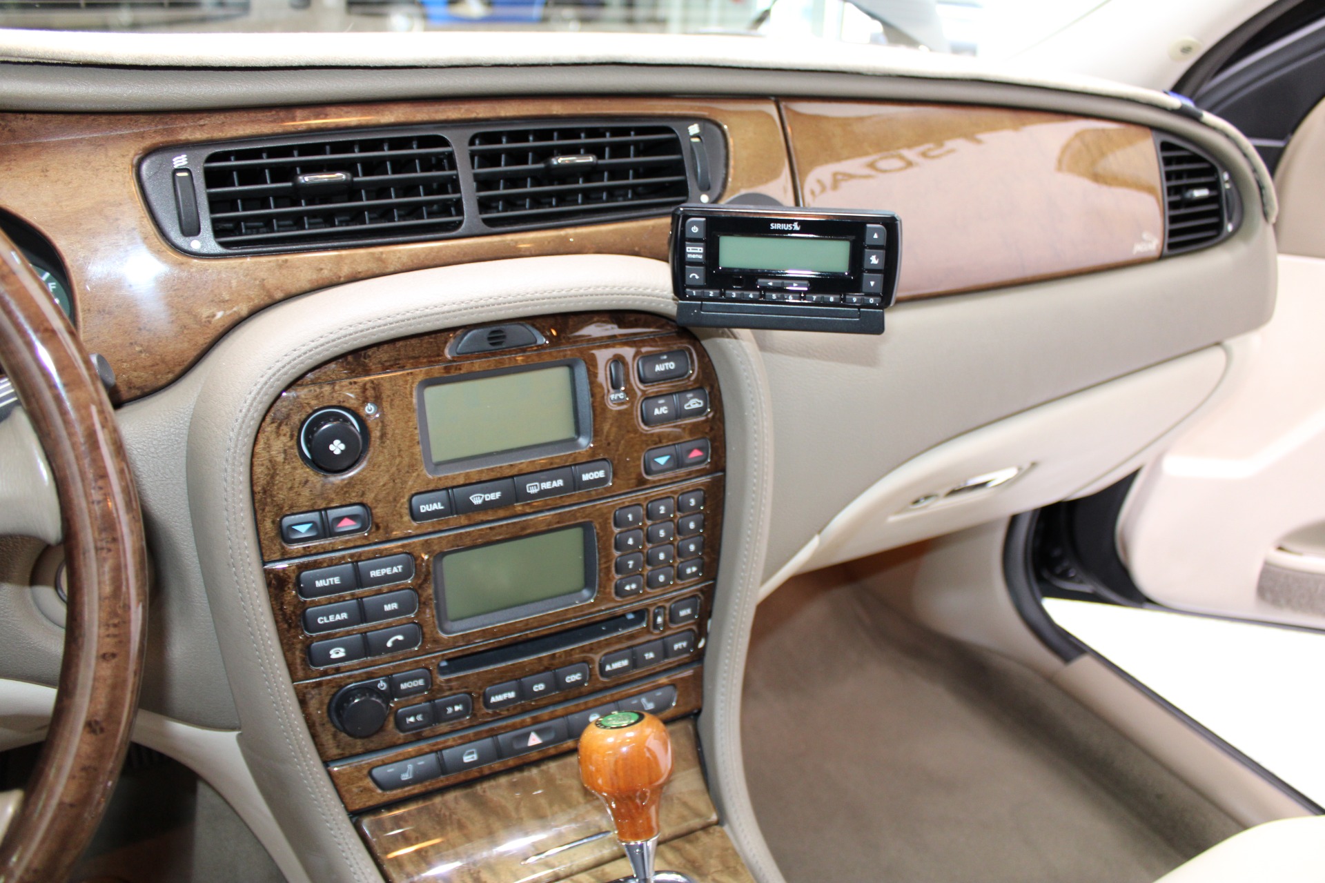 Used-2003-Jaguar-S-TYPE-V8-Porsche