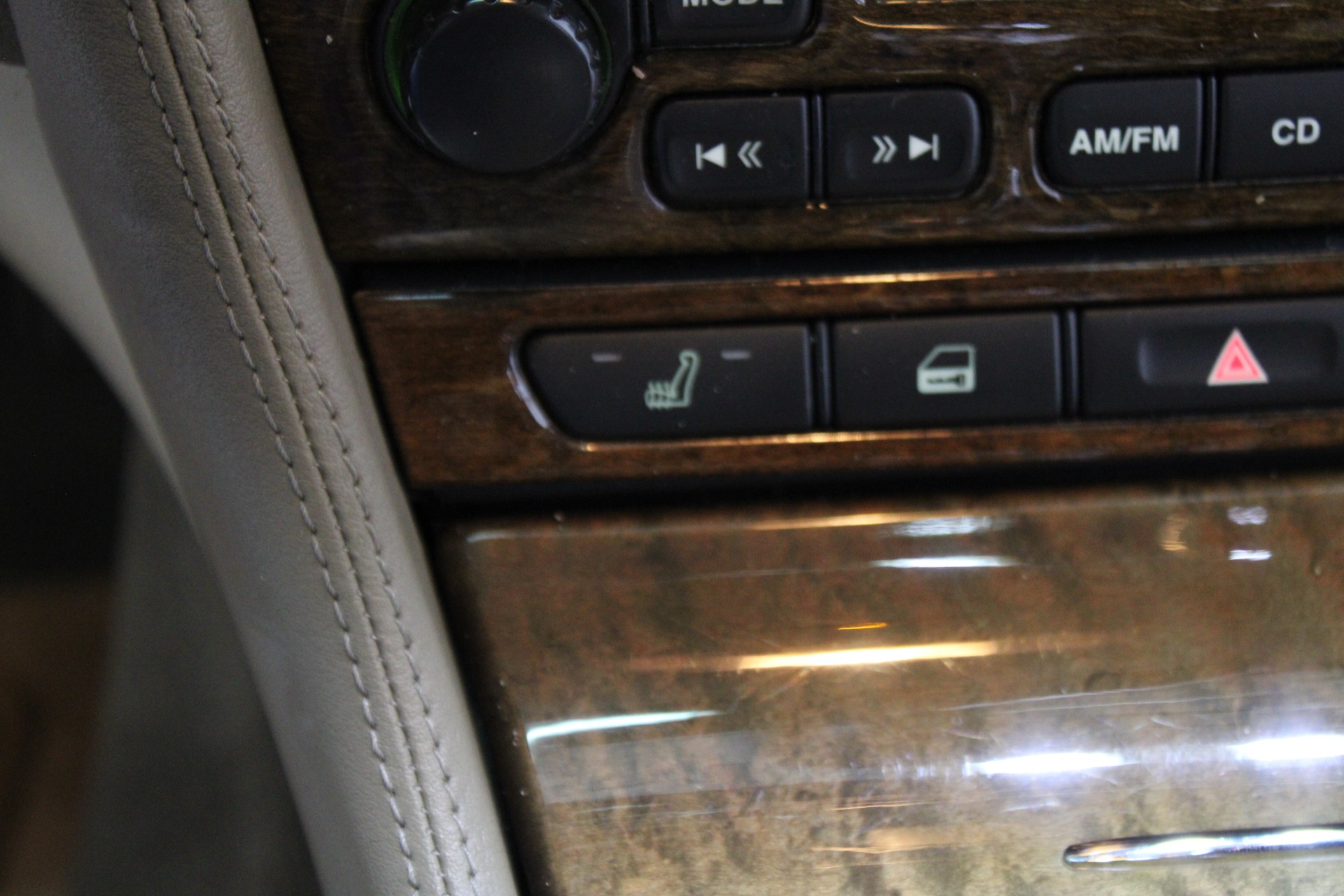 Used-2003-Jaguar-S-TYPE-V8-Mopar