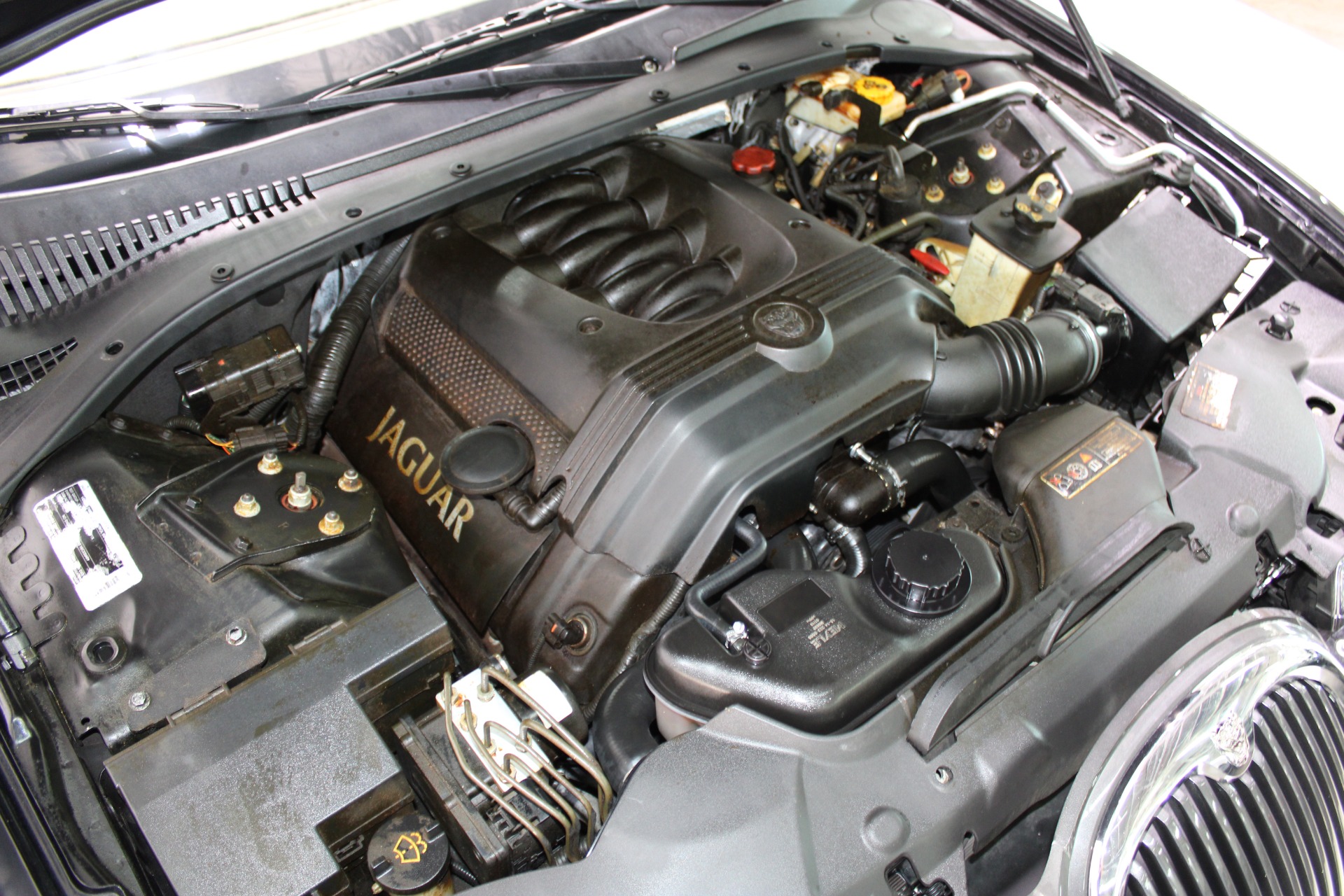 Used-2003-Jaguar-S-TYPE-V8-Dodge