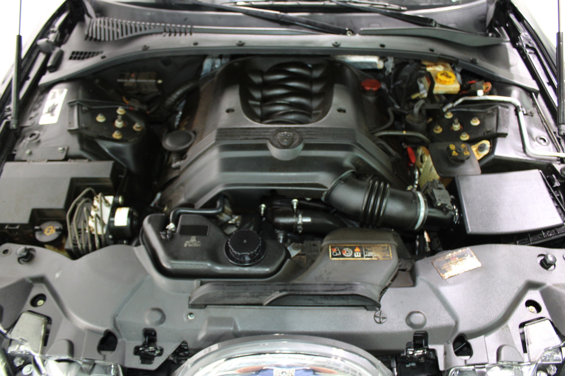 Used-2003-Jaguar-S-TYPE-V8-Chevelle