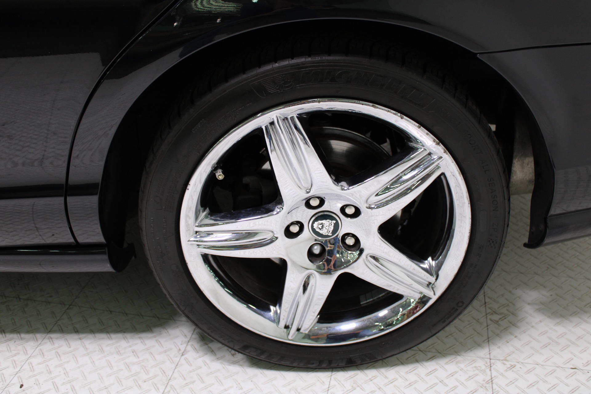Used-2003-Jaguar-S-TYPE-V8-Ford