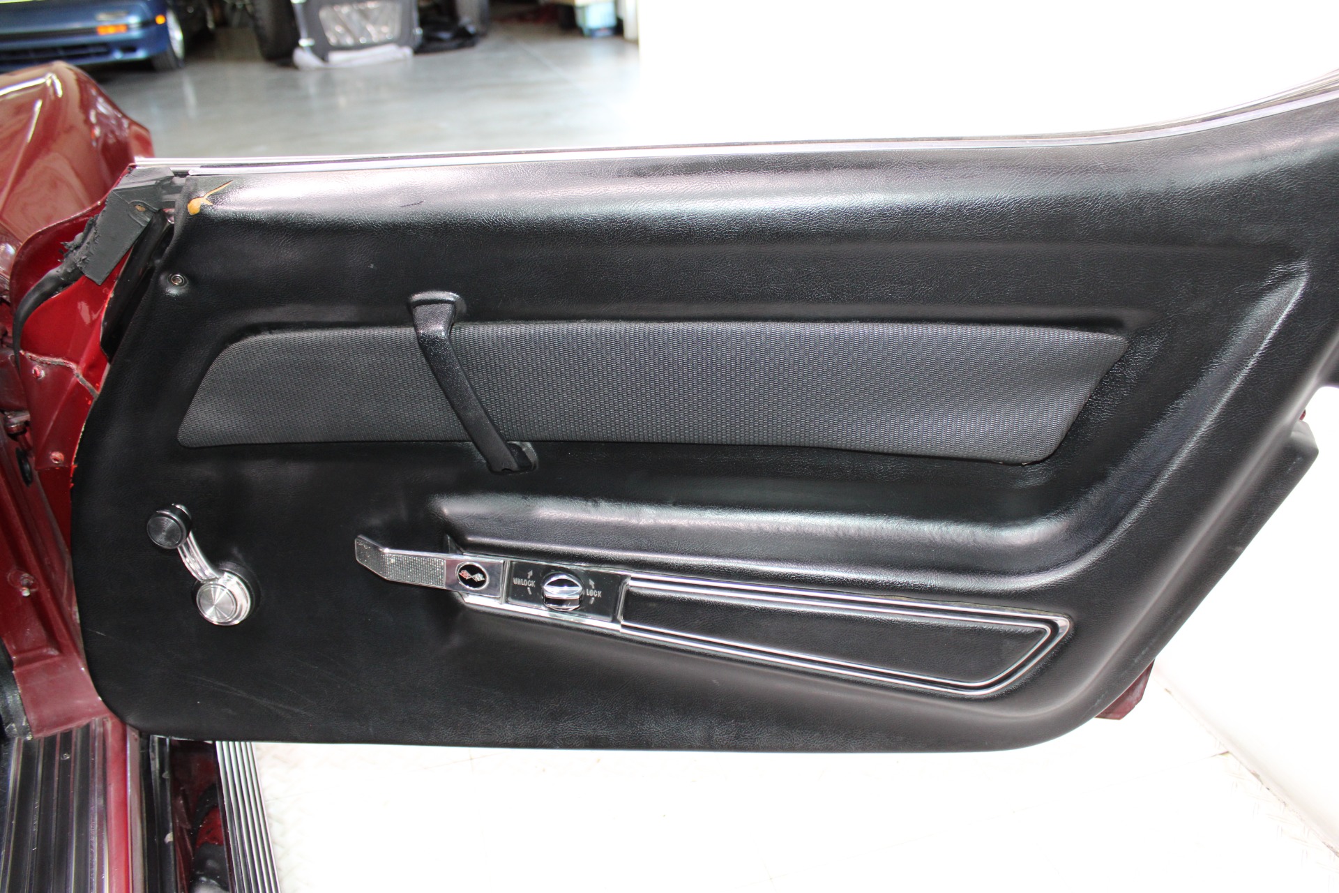 Used-1969-Chevrolet-Corvette-Stingray-427-ci-Porsche