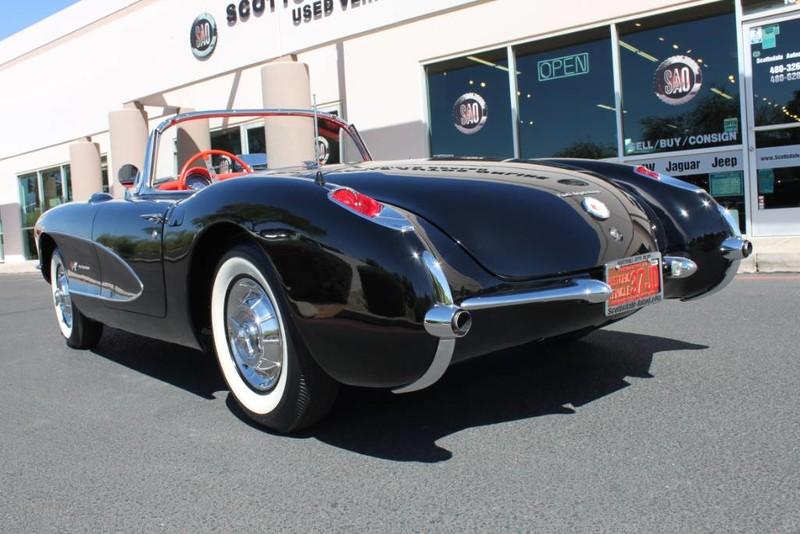 Used-1957-Chevrolet-Corvette-Roadster-283-CI-/-283-HP-Fuel-Injection-Grand-Wagoneer
