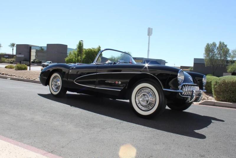 Used-1957-Chevrolet-Corvette-Roadster-283-CI-/-283-HP-Fuel-Injection-vintage