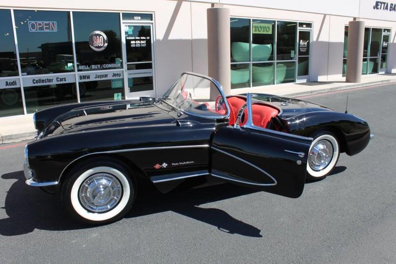 Used-1957-Chevrolet-Corvette-Roadster-283-CI-/-283-HP-Fuel-Injection-BMW