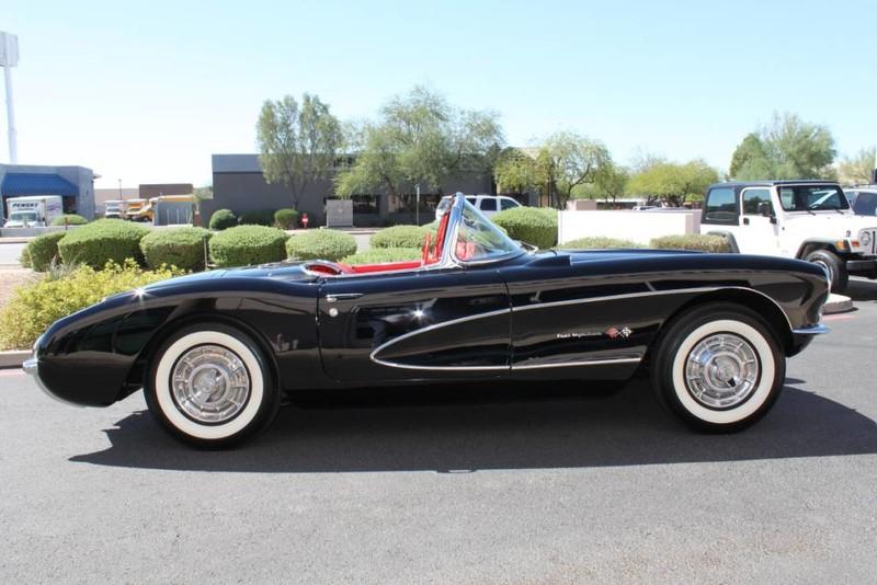 Used-1957-Chevrolet-Corvette-Roadster-283-CI-/-283-HP-Fuel-Injection-Collector