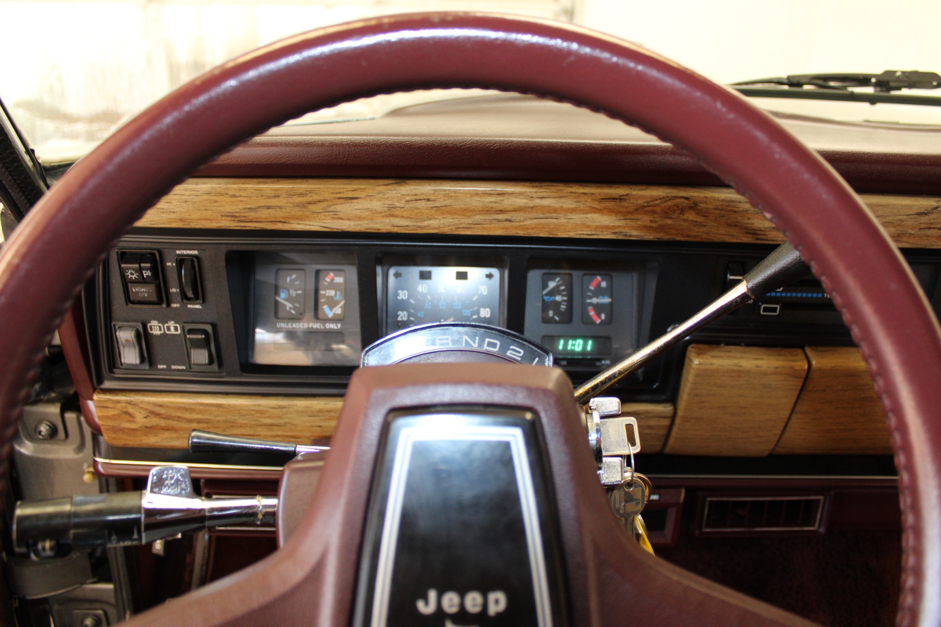 Used-1989-Jeep-Grand-Wagoneer-Wagoneer